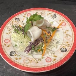 ยำปลาหมึก 20 บาท