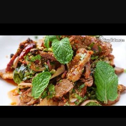 น้ำตกเนื้อแห้งรสเด็ด