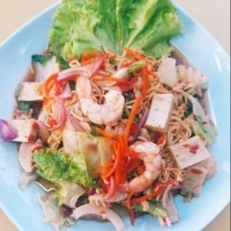 วาฬ 52hz by Party หนองจอก