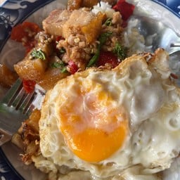 ลูกชิ้นทอด-อาหารตามสั่ง T3