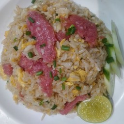 ข้าวผัดแหนม