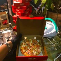 Two-T Pizza ตลาดศูนย์ พนมสารคาม