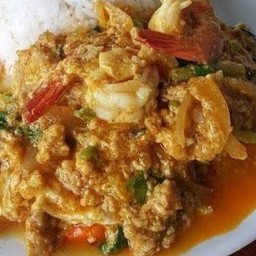 กุ้งผัดผงกะหรี่