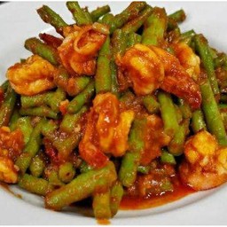 ผัดพริกแกงกุ้ง,หมึก