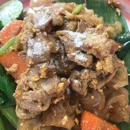 ผัดซีอิ๊วหมู