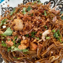 ผัดขนมเส้น