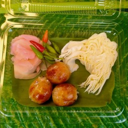 ไส้กรอกวุ้นเส้นไม่เปรี้ยว