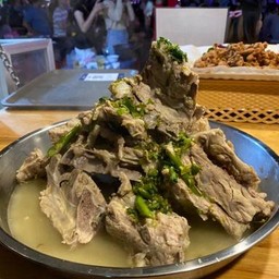 เล้งแซ่บ (จัมโบ้)