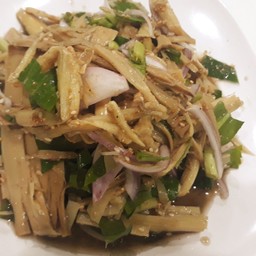 ยำซุปห่อไม้  เจบอกด้วยค่ะ