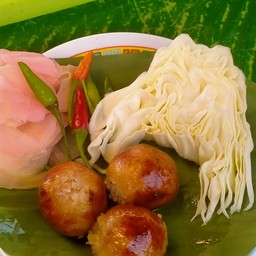 ไส้กรอกวุ้นเส้นเปรี้ยว