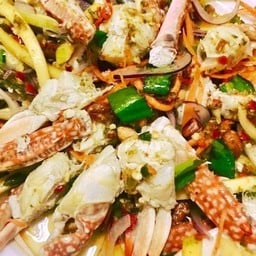 หวานหวานยำปูม้าและทะเลสด