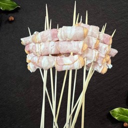 เบค่อนกินไส้กรอก