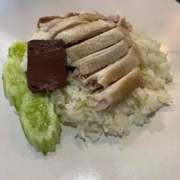 จิรภัทท์ ข้าวมันไก่/ตามสั่ง (สนามบิน) สาขา 1