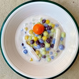 บัวลอยไข่เค็ม