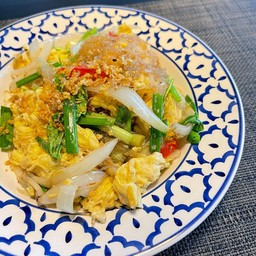 วุ้นเส้นผัดไข่