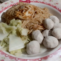 ร้านหมี่คลุกหน้าบ้าน