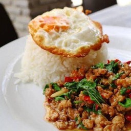 กระเพาะหมูสับไข่ดาว