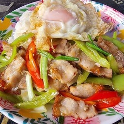 พริกหยวกหมูกรอบ