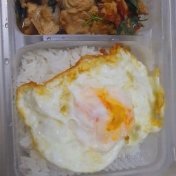 ร้านกระเพรา ตาปุ้ย