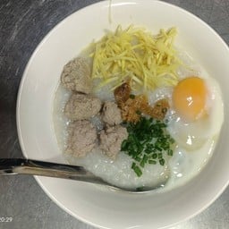 ข้าวมันไก่เข่งมหาลัย เเยกวุ่นวาย