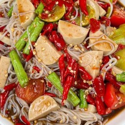 ตำขนมจีนใส่หมูยอ