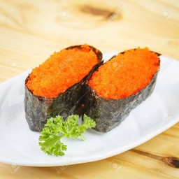 Ebiko sushi ข้าวปั้นพันสาหร่ายไข่กุ้ง