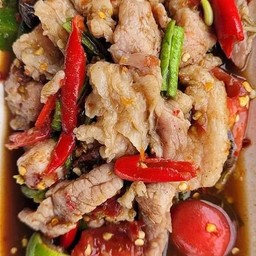 หมูตกครกปากระเบิด