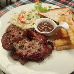 สเต๊กสันคอหมูพริกไทยดำ