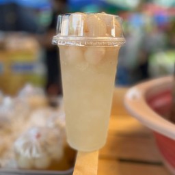 น้ำลำไยสด (ตลาดนัดทุ่งมหาเมฆ) ตลาดนัด ทร. ทุ่งมหาเมฆ