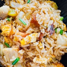 ข้าวผัดซอสมะเขือเทศ