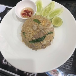 ข้าวผัดไก่