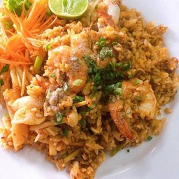 ข้าวผัดต้มยำ