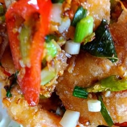 กุ้งผัดพริกเกลือ