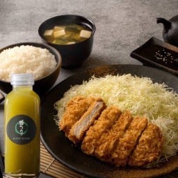 ชุด C ชุดข้าวหมูทอด พร้อมสลัดกะหล่ำปลี + ซุปมิโสะ+ชาเขียวข้าวคั่ว (ปกติ 259.-)