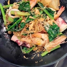 เส้นหมี่ผัดซีอิ๊วทะเล