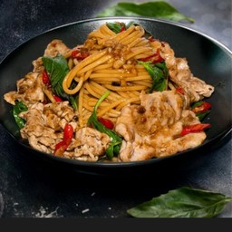 สปาเก็ตตี้ขีเมาเนื้อสไลด์