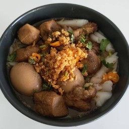 ก๋วยจั๊บ บังซะห์ลี พระประแดง