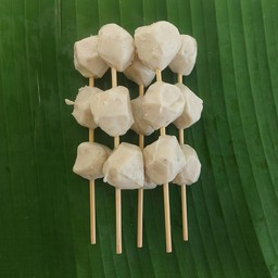 ชุด ลูกชิ้นหมู  3ไม้