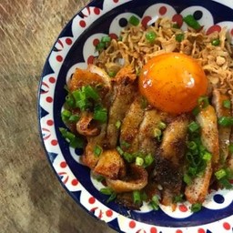ข้าวสเต็กไก่สไปซี่