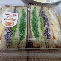 แซนวิช เกาหลี ไข่ต้ม+สาหร่ายญี่ปุ่น