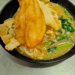 เส้นใหญ่ทอดราดหน้าปลา