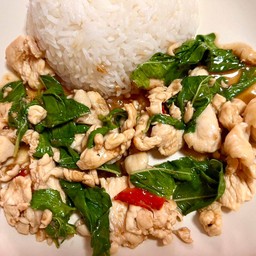 ข้าวกะเพราไก่