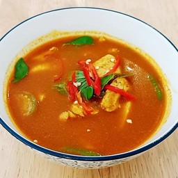 แกงเผ็ดอกไก่ เป็นกับ