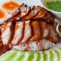 ข้าวหมูกรอบ+หมูแดงรวม