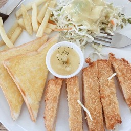 สเต็กเนื้อชุบเกล็ดขนมปังทอด