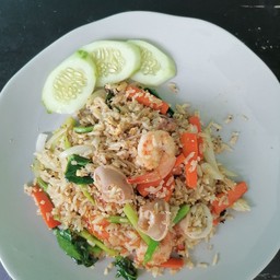 ข้าวผัดทะเล