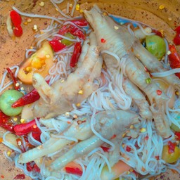 ตำซั่วตีนไก่