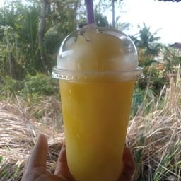มะพร้าวนมสดปั่น อร่อยสุดในยานนี้สั่งเลย สาขา1