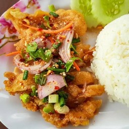 ข้าวยำไก่แซ่บ