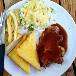 สเต็กเนื้อ